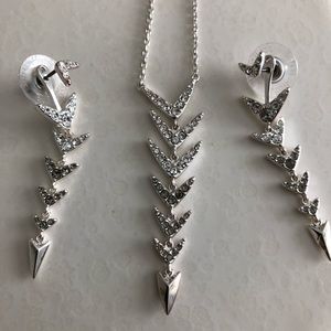 Arrow necklace and earrings by Stella and Dot